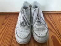 Nike Sportschuhe Sneakers Schuhe Leder weiß Gr. 38 Baden-Württemberg - Altlußheim Vorschau