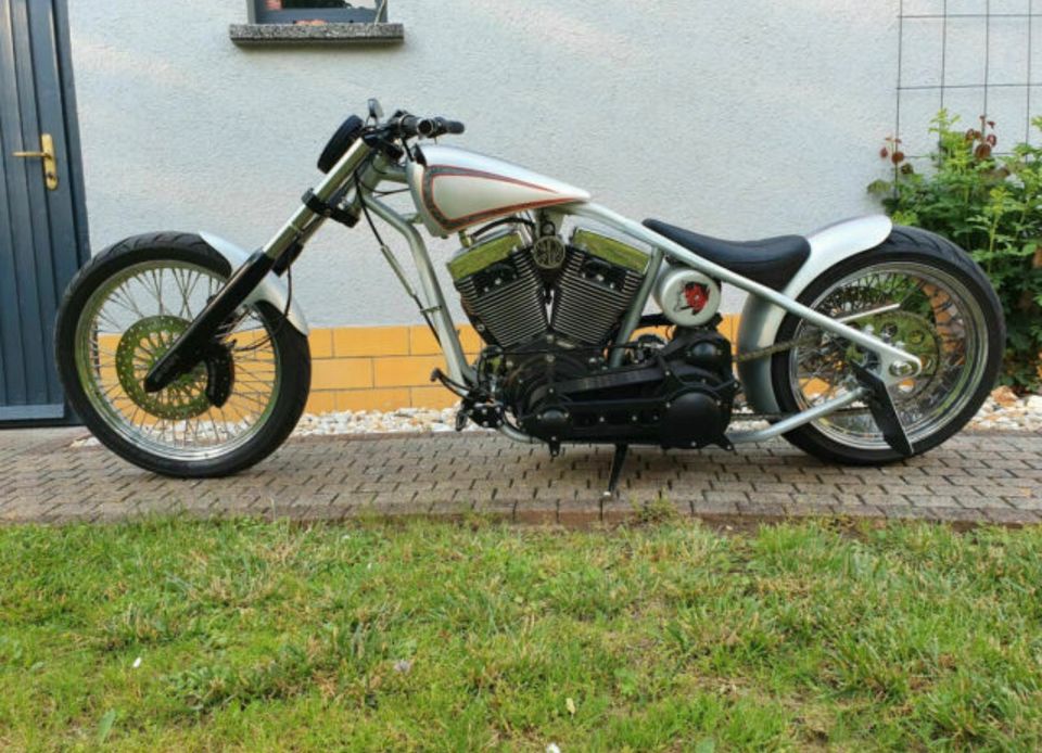 Harley Davidson Custombike Starrahmen in Münchenlohra