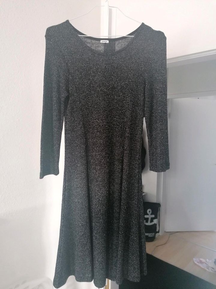 Skaterkleid / Minikleid mit 3/4 Ärmel von "Pimkie" in Berlin