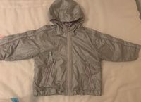 Mädchen Regenjacke Übergangsjacke Silber grau Größe 98/104 Brandenburg - Luckau Vorschau