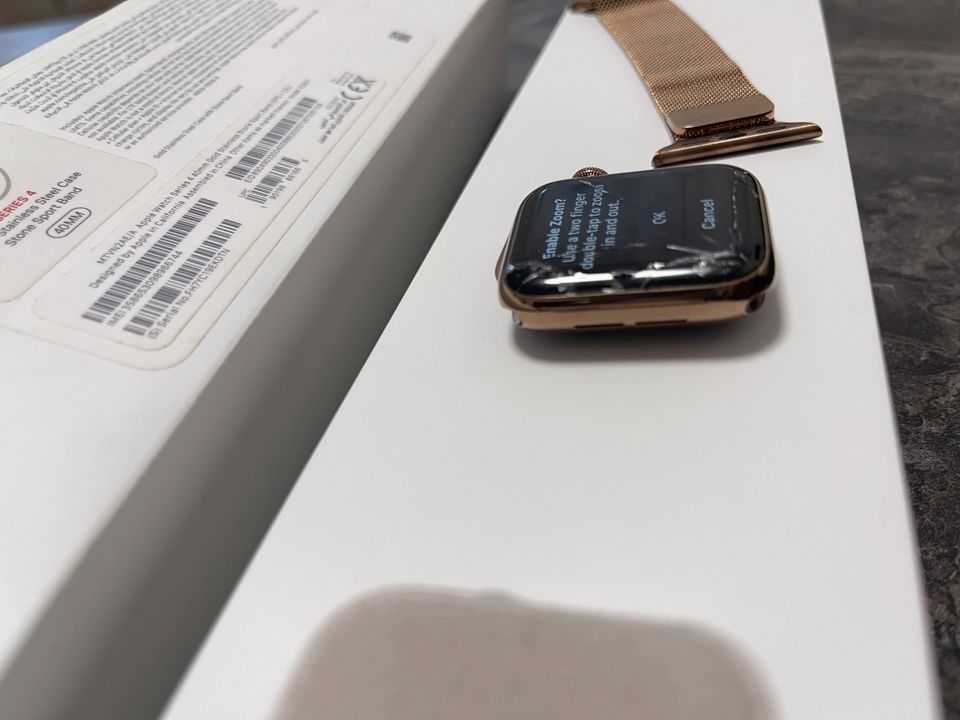 Apple Watch 4 Edelstahl in Schwäbisch Gmünd