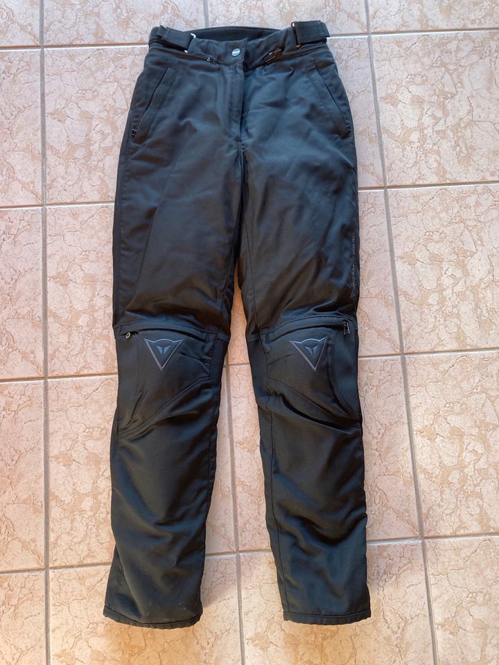 Dainese Motorrad Hose Gore-Tex Gr. XS in Barsbüttel