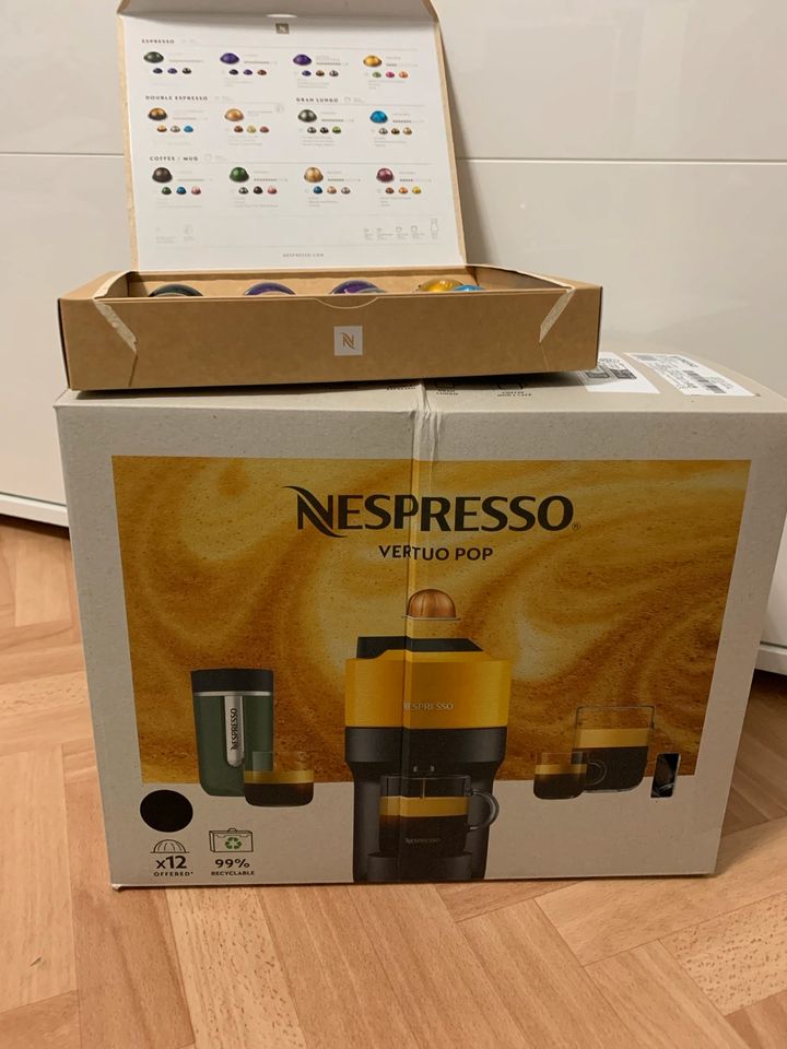 Nespresso Vertuo POP Liquorice Black in Langen (Hessen)