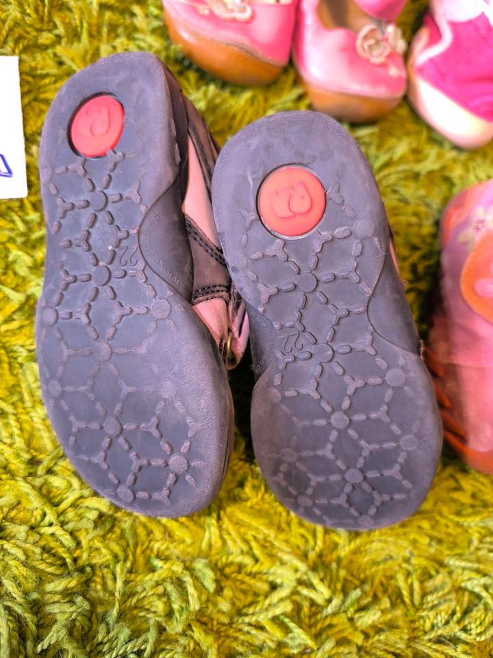 Kinderschuhe in Gr. 21 U. 22 - u.a. Elefanten / Verbaudet in Gusterath