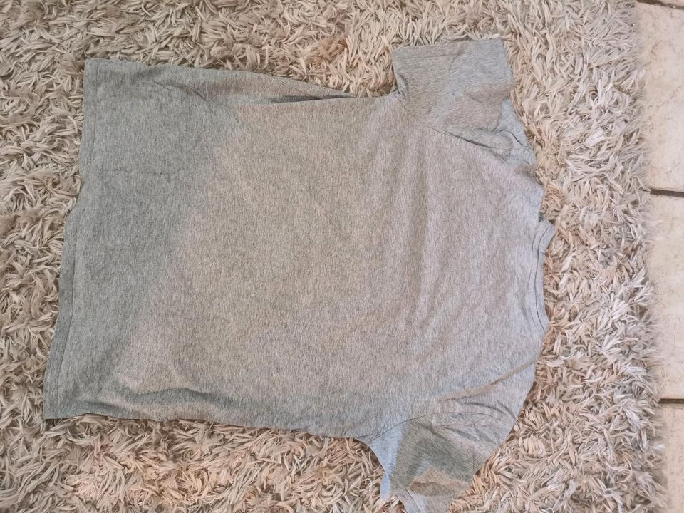 Levi's T-Shirt, grau, Größe L in Germering