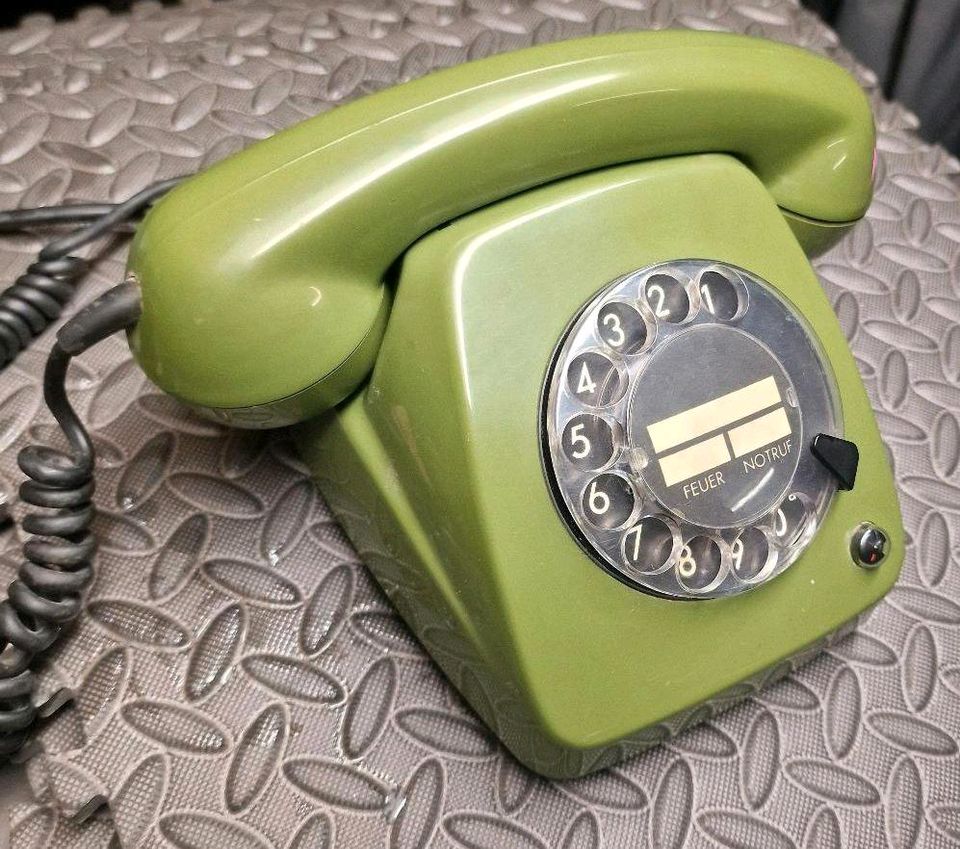 Wählscheibentelefon in Hilden