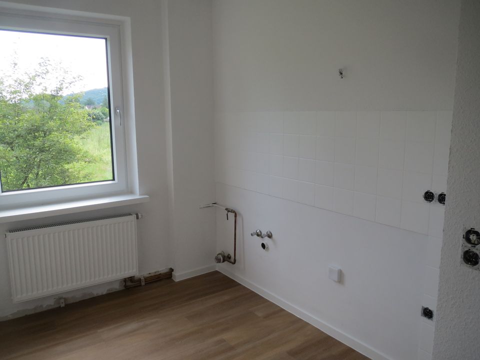 Moderne 1-Zimmer-Wohnung mit Balkon in Dassel (Wohnberechtigungsschein erforderlich) in Dassel