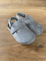 Kinder Sandalen Schlappen Sommerschuhe Birkis Gr 22 Nordrhein-Westfalen - Bad Lippspringe Vorschau