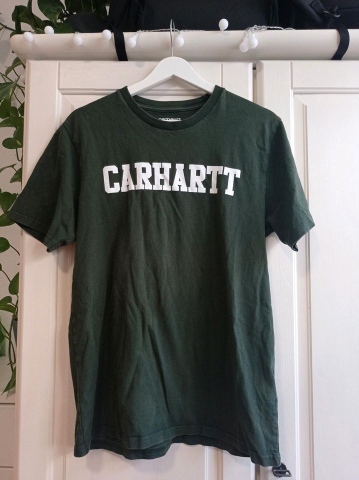 Carhartt T-Shirt grün m in Stuttgart