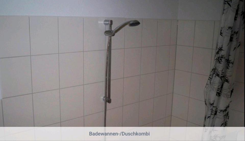 2er WG auf 77qm (3Zi.) Balkon, 2 Bäder, Badewanne + EBK für 500€ in Hamburg