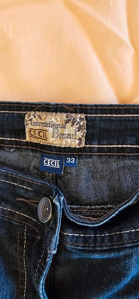 Cecil Jeans Damen Blau Gr. 33 in Torgau