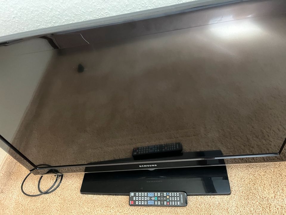 Samsung TV 40 Zoll in Gützkow