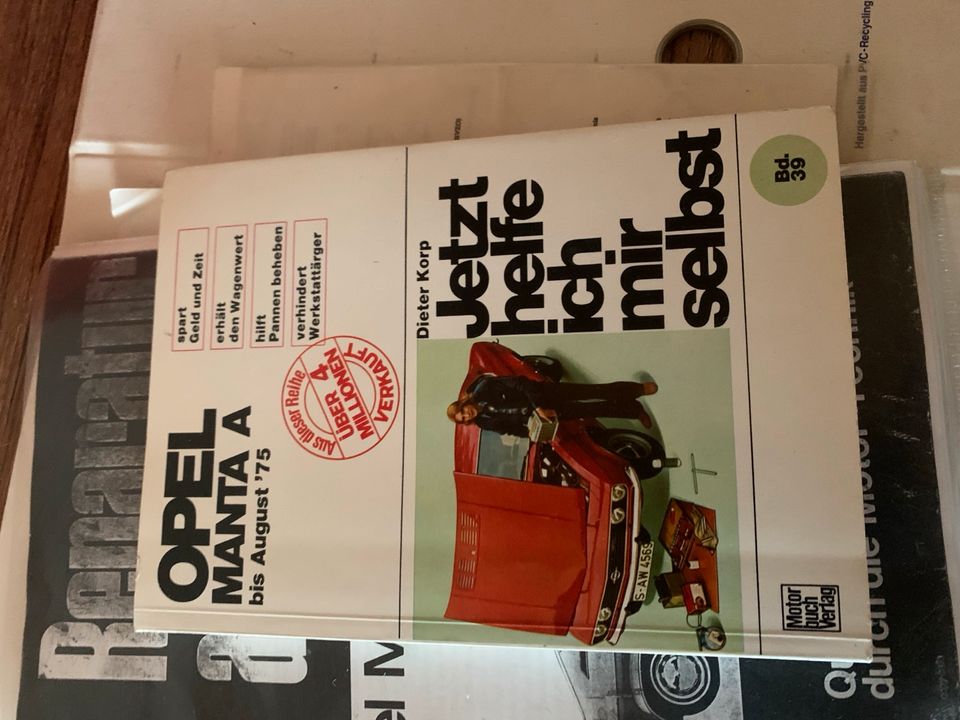 Versch. Literatur Opel Manta A in Linnich