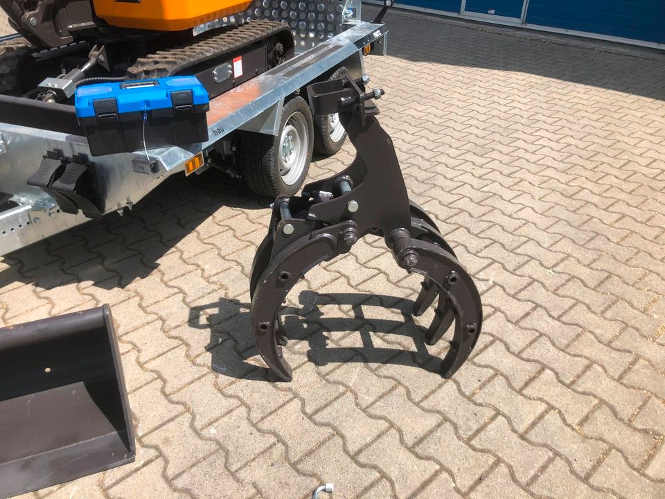 Minibagger BK1700JS + Tieflader + Zubehör *21.458€ NETTO*BERGER KRAUS*KUBOTA*JOYST*SOFORT! in Kassel