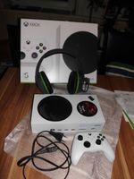 Xbox Series S 512GB mit Gaming Kopfhörer Sachsen-Anhalt - Ingersleben (bei Haldensleben) Vorschau