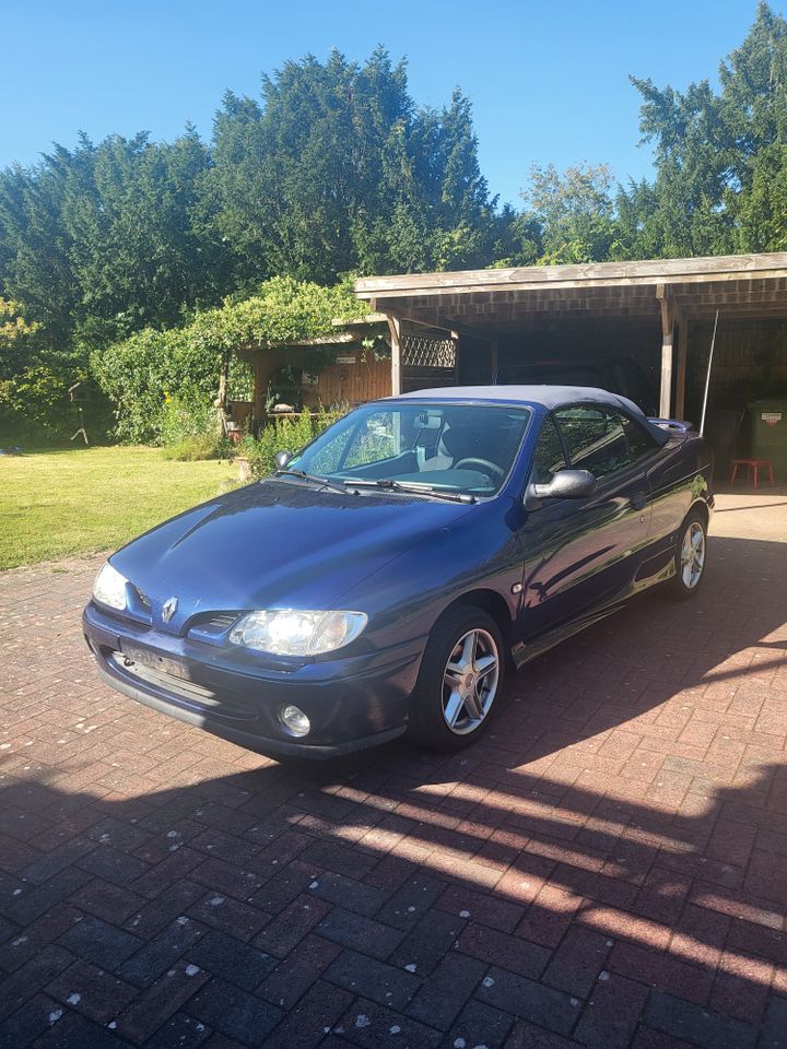 Renault Megan 1 Cabrio in Husum