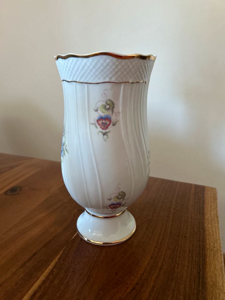 Hollohaza Vase in Eging am See