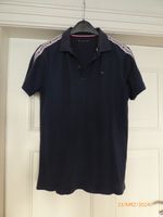 Dunkelblaues Poloshirt von Tommy Hilfiger in Gr. 176 für Jungen Sachsen-Anhalt - Stendal Vorschau