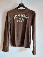 Zwei Abercrombie & Fitch T-Shirts Hessen - Hammersbach Vorschau