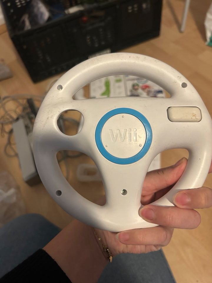 Nintendo Wii | Wii Play | Controller | Nunchuk in Guxhagen