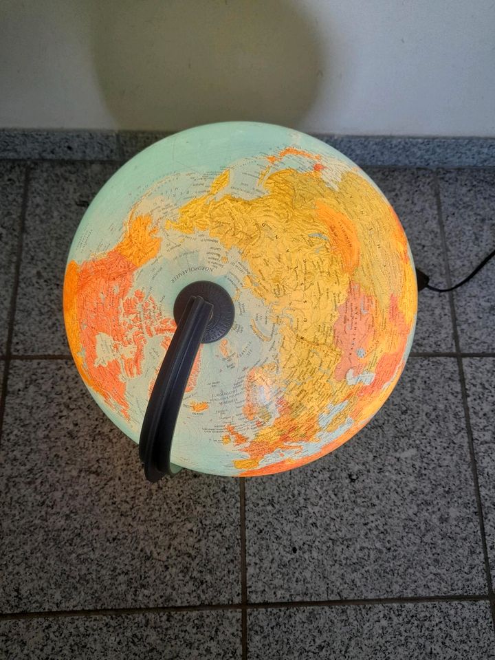Globus Höhe 40 cm in Borgentreich