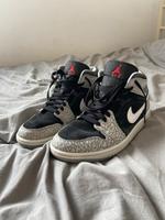 Jordan 1 Mid SE Elephant Nordrhein-Westfalen - Lemgo Vorschau
