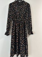 Kleid Schwarz mit Blumenmuster Größe S Bayern - Bad Wörishofen Vorschau