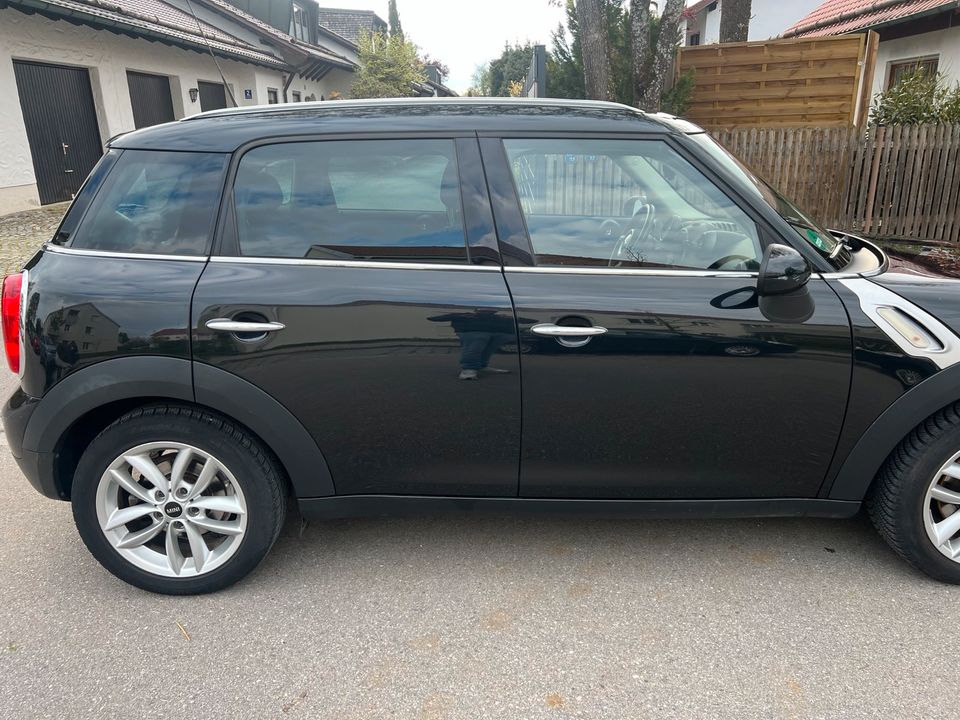 Mini Cooper Countryman in München