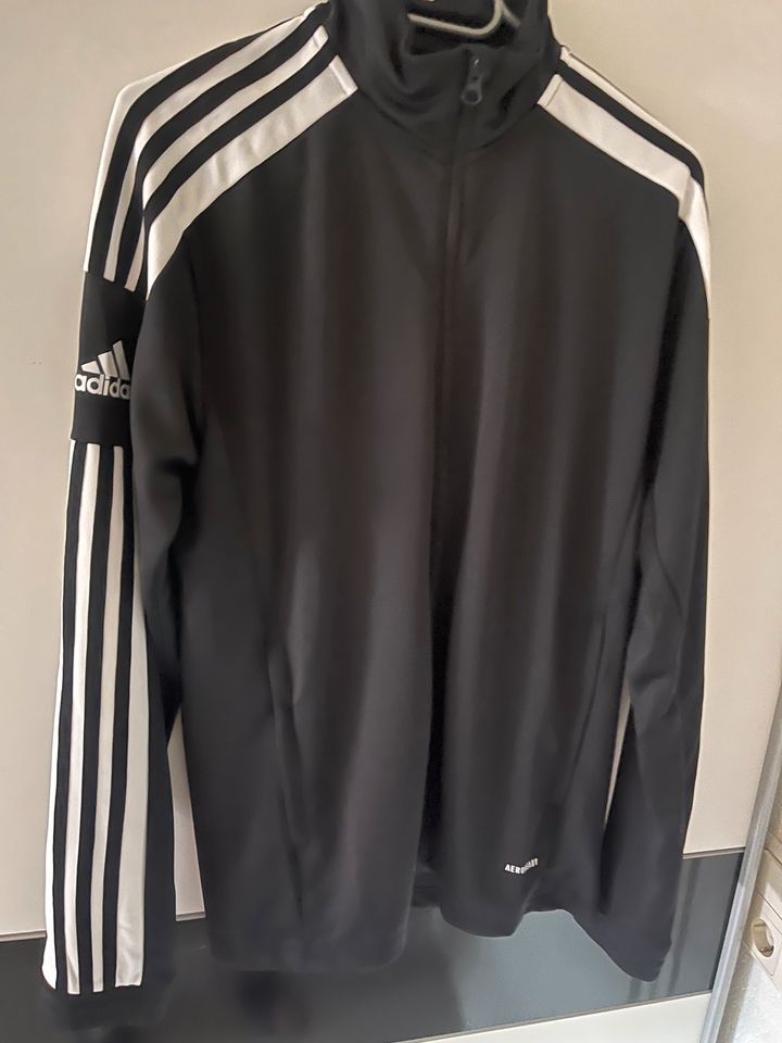 Originale Adidas Jacke Herren (M) in Ludwigshafen