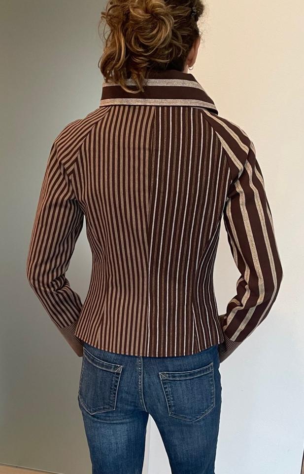 Blazer mit bunten Stickereien und Knöpfen, Größe 34 NEU! in Hünstetten