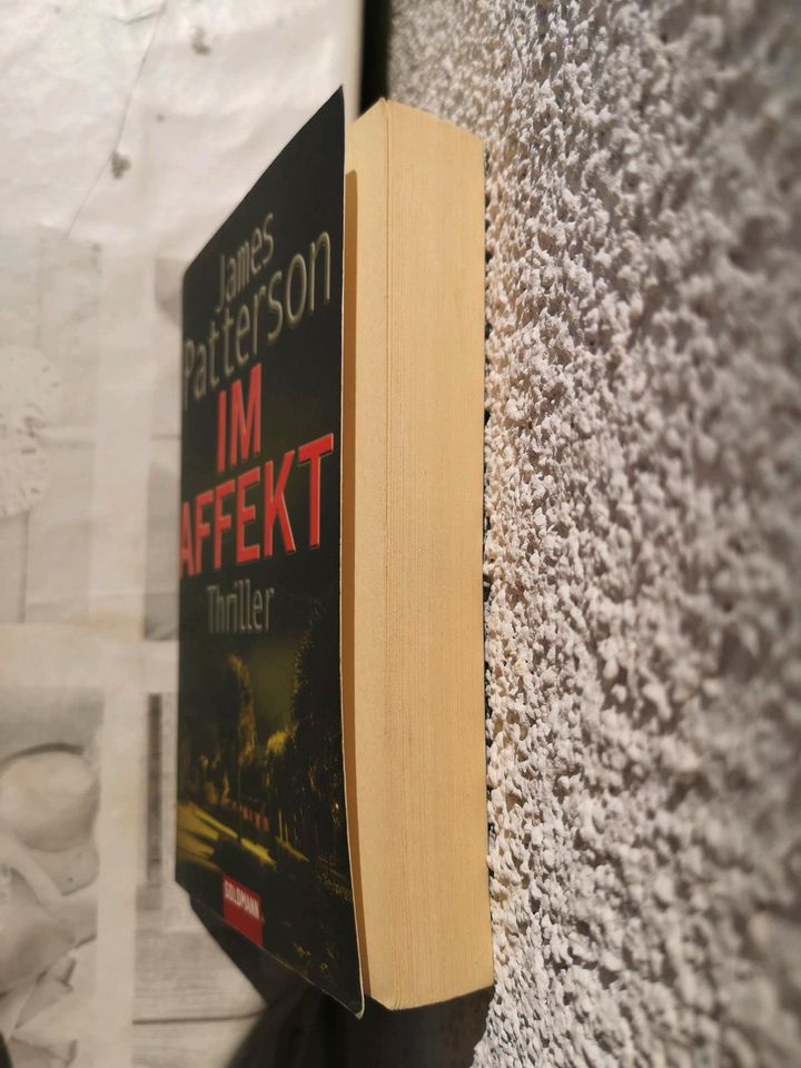 Thriller Buch Im Affekt, James Patterson in Aerzen