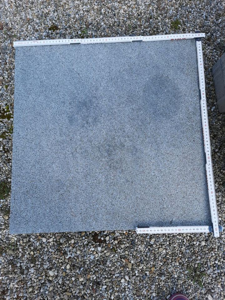 Granitplatte grau 60x60x3cm in Burghausen