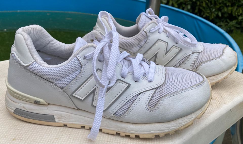 NEW BALANCE 41,5 WEISS 26 CM LEDER 7,5 in Hamburg