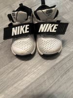 Nike Sneaker Gr. 22 Hessen - Mengerskirchen Vorschau