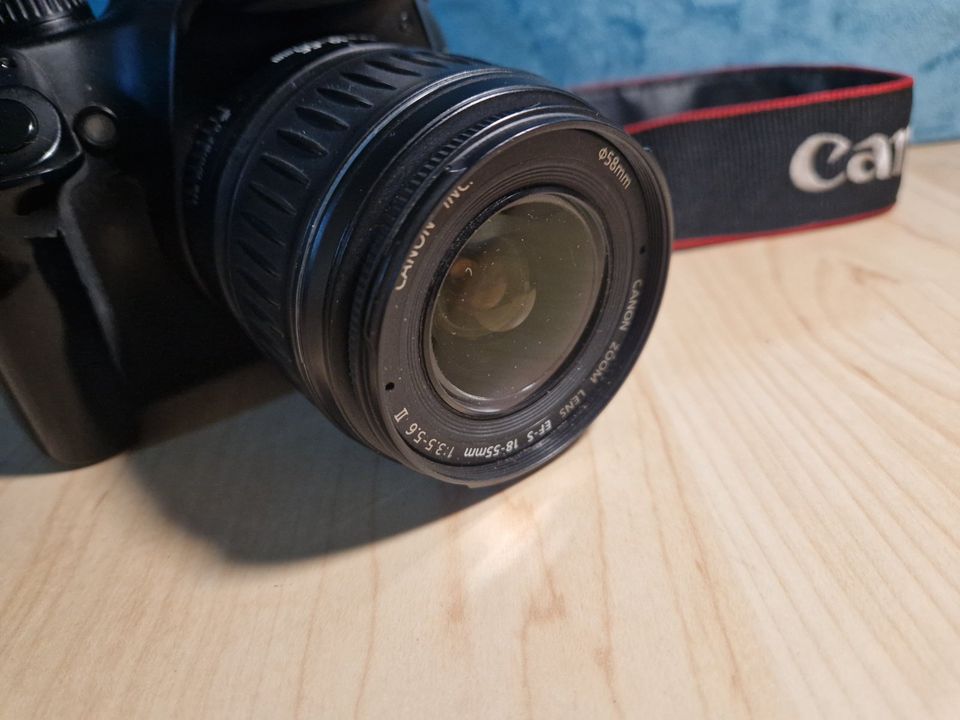 Canon Spiegelreflex Kamera EOS 1000D Body, Objektiv EF-S 18-55mm in Herbstein