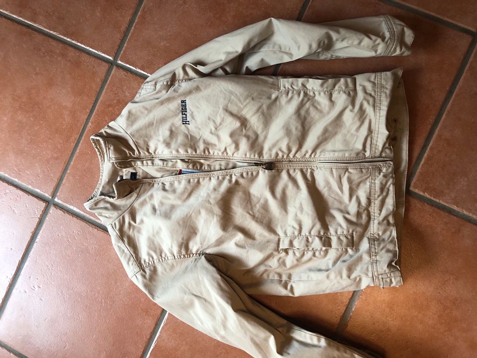 Jacke Hilfigger beige 12 Jungs in Bochum