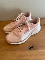 Puma Mädchen Turnschuhe Hallenschuhe Foam Gr. 37 Hessen - Eichenzell Vorschau