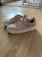 Nike Air force 1 sage Low rosa 38,5 Bayern - Gochsheim Vorschau