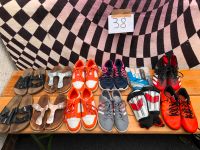 10 Paar Sneaker Sandalen Haus-/Sport-/Fußballschuhe Gr.38 +38 2/3 Niedersachsen - Burgdorf Vorschau