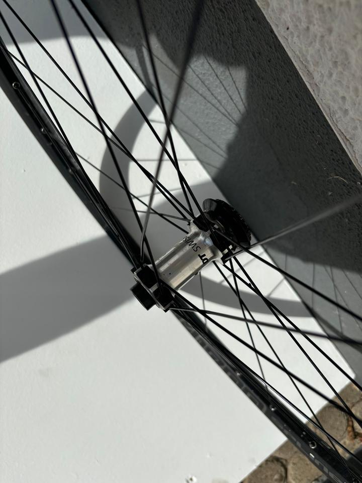 DT Swiss m 1700  Laufradsatz 27,5 Zoll 22,5 mm Standardmaß in Freiburg im Breisgau