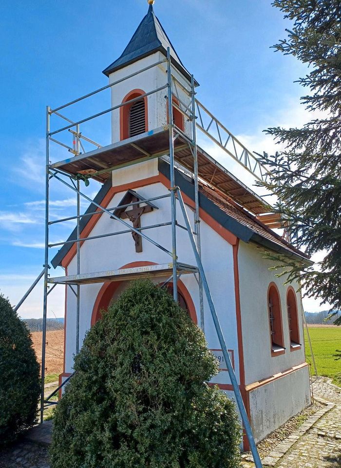 Gerüst Fassadengerüste Aufbau & Anlieferung Raum Landshut in Altdorf