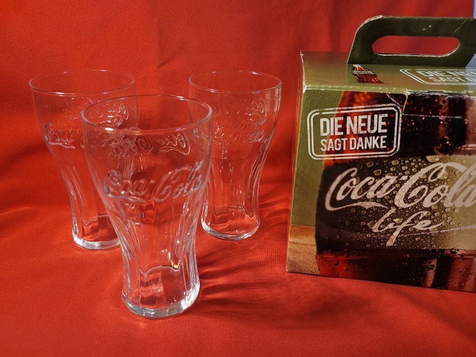 Coca-Cola Gläser 0,3 (Kontur 3St.) + 1 Motiv Glas Cola-Cola LIFE in Mannheim