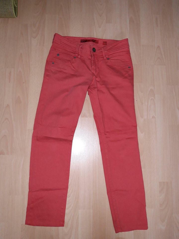 Jeans QS by s. Oliver W 38 L 30 Catie in Arnstein