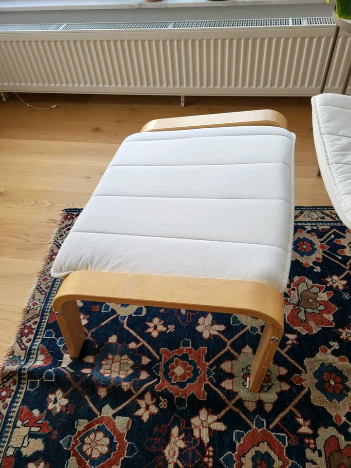 IKEA POÄNG Sessel und Hocker Birke weiß beige neutral in Ranstadt