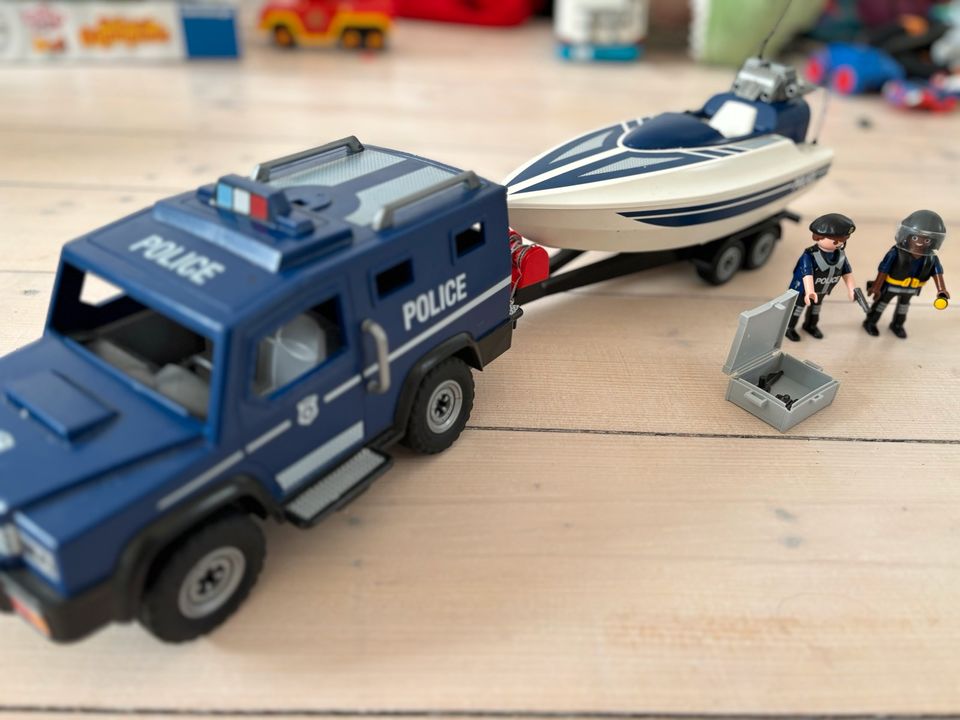 Playmobil 5187 , Polizei Truck mit Speedboot in Solingen