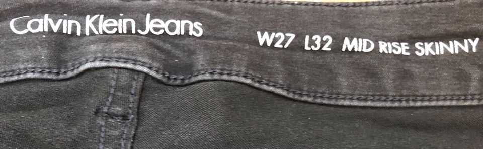 Calvin Klein Jeans Mid Rise Skinny W27 L32 neuwertig in Wiesbaden