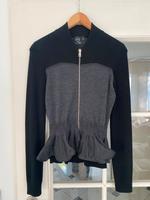Alexander McQueen Strickjacke grau/schwarz Größe M TOP Rheinland-Pfalz - Harxheim Vorschau