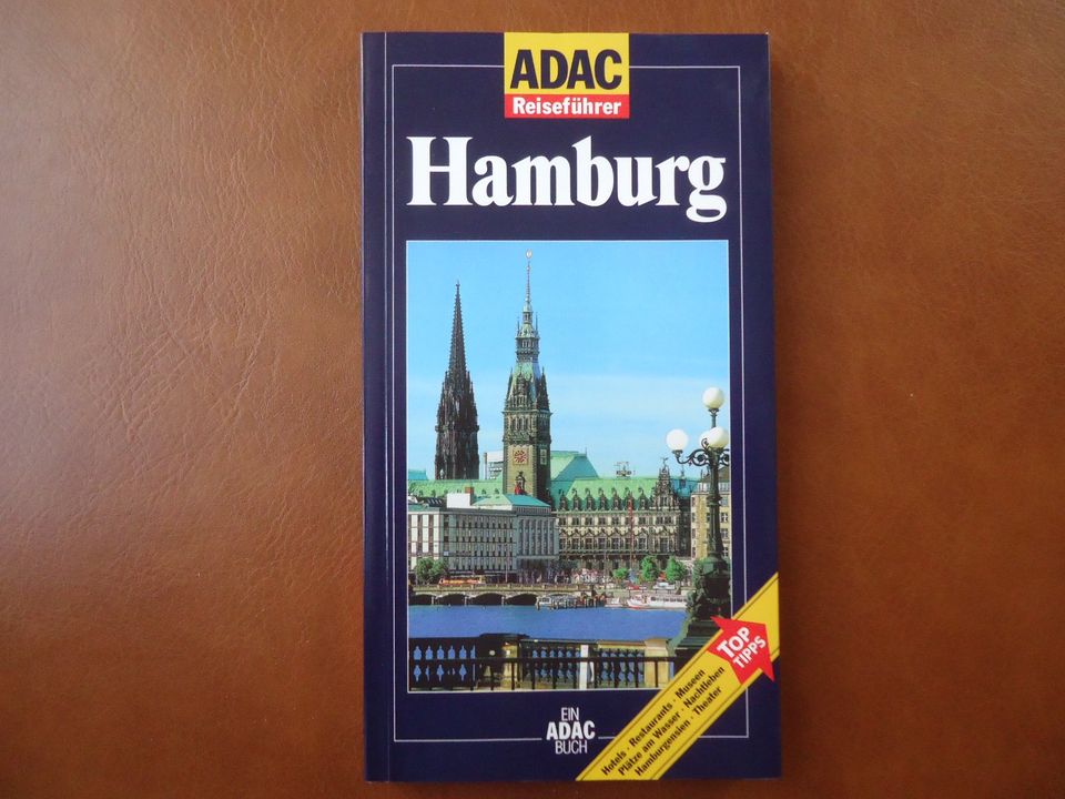 ADAC Reiseführer Hamburg und Falk-Stadtplan in Mauritz