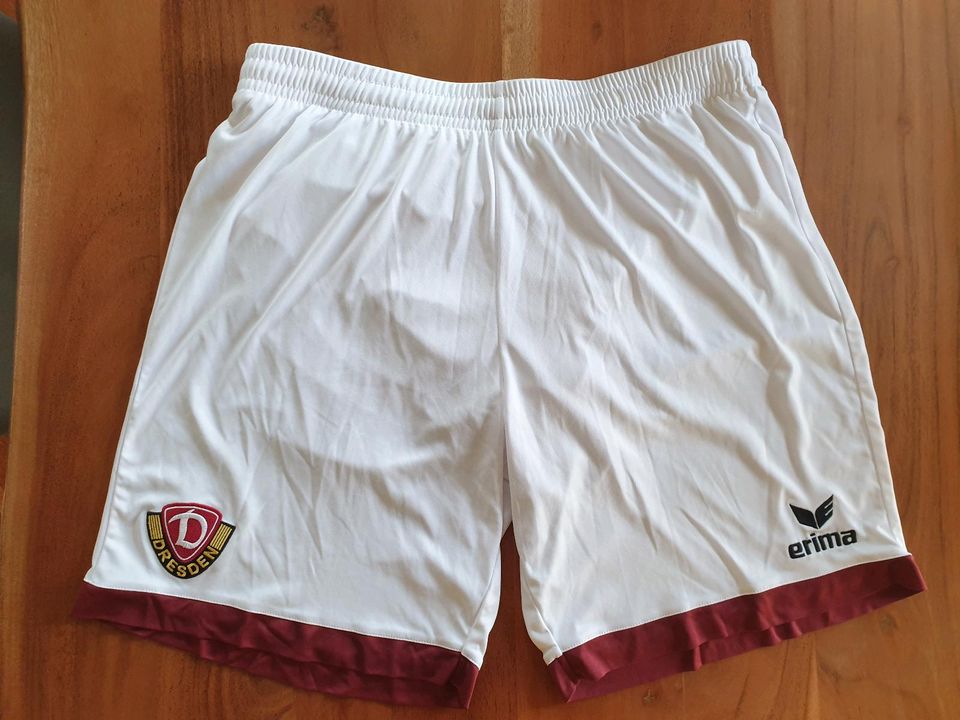 Dynamo Dresden Shorts Erima weiß XL in Radebeul