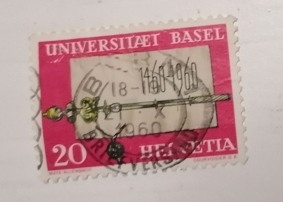 52 verschiedene alte Briefmarken Schweiz in Kirchham